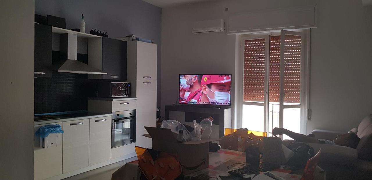 Mattia'S Apartment Куарту-Сант'Елена Екстер'єр фото