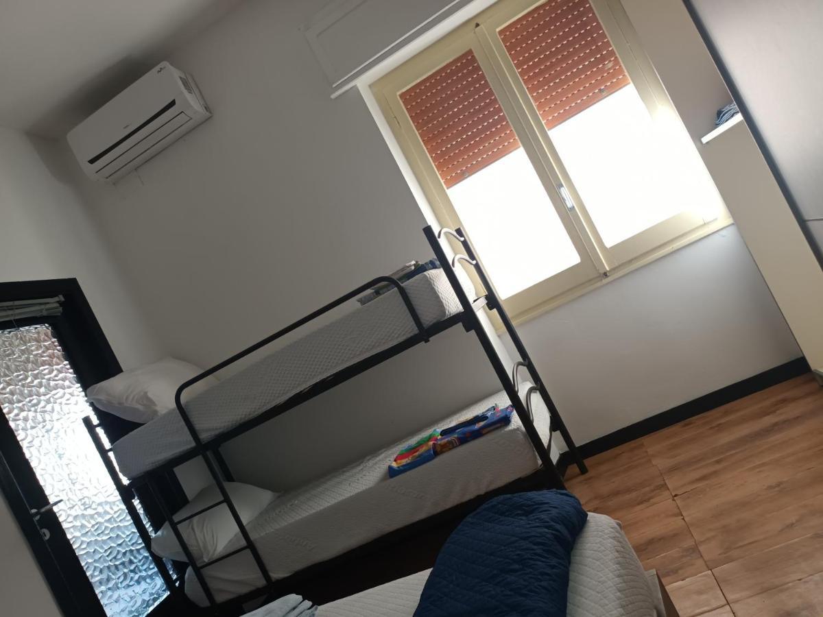 Mattia'S Apartment Куарту-Сант'Елена Екстер'єр фото